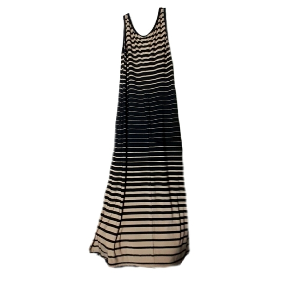 Black and Tan Stripe Maxi Dress - Picture 2 of 3